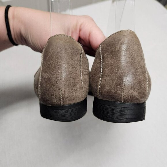 Taos WISH Women's Embroidered Mary Jane Flats Size‎ 7 US / 38 EU Taupe Suede - Picture 12 of 15